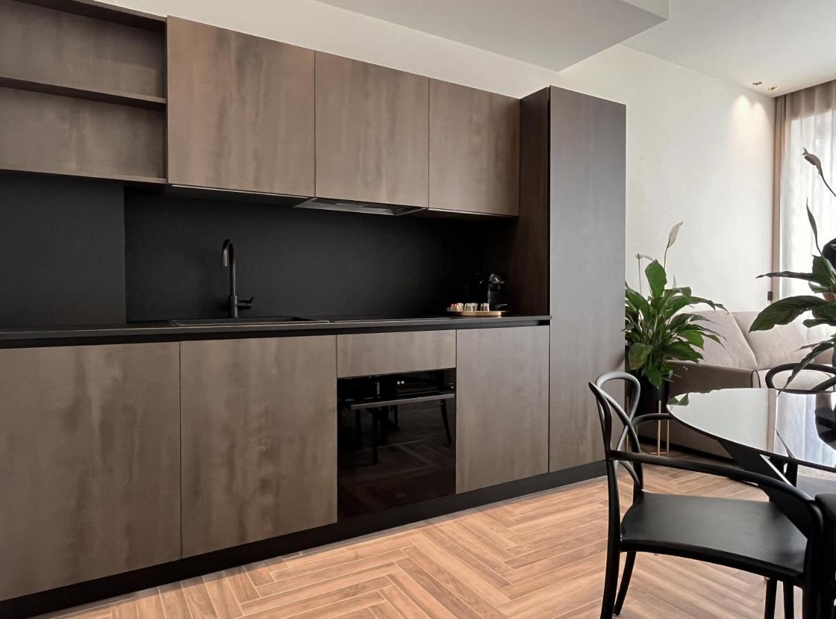 Yls Luxury Suites Milano Exteriör bild